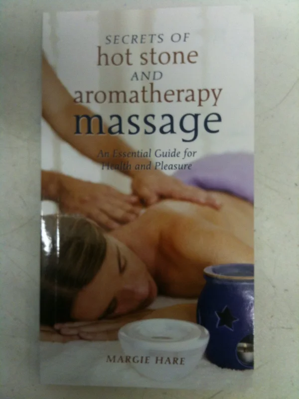 roundaboutbookstore-11642716